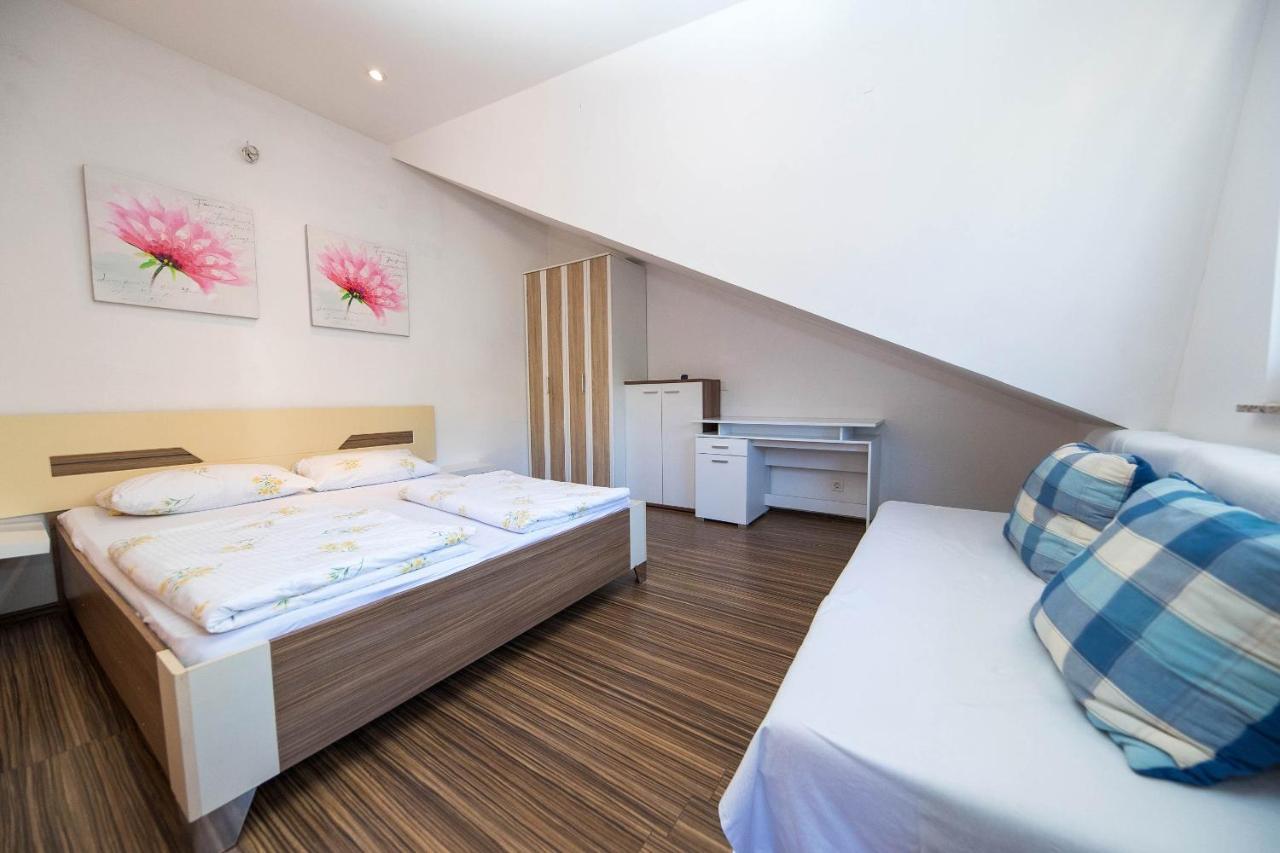 Family Friendly Apartments With A Swimming Pool Dramalj, Crikvenica - 5594 Kültér fotó